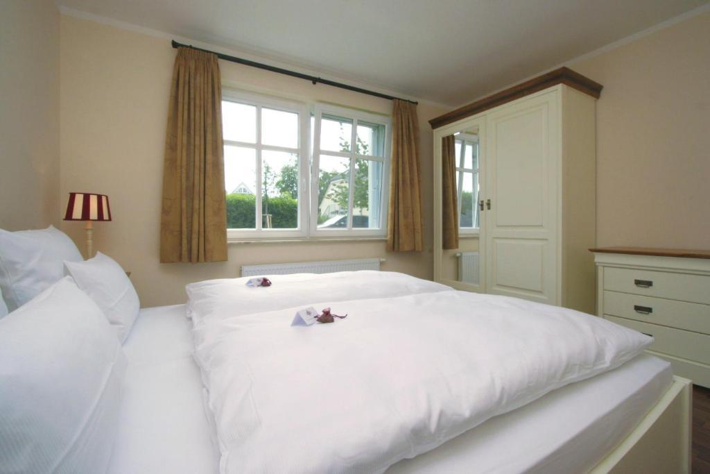 Aparthotel Saatmann Garni Ahrenshoop Quarto foto