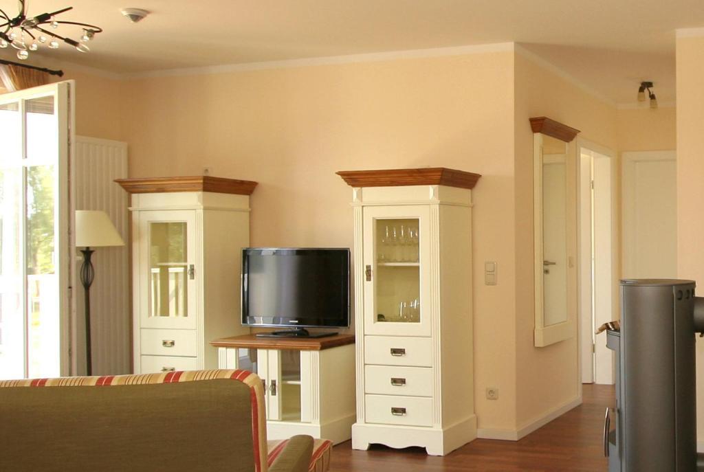Aparthotel Saatmann Garni Ahrenshoop Quarto foto